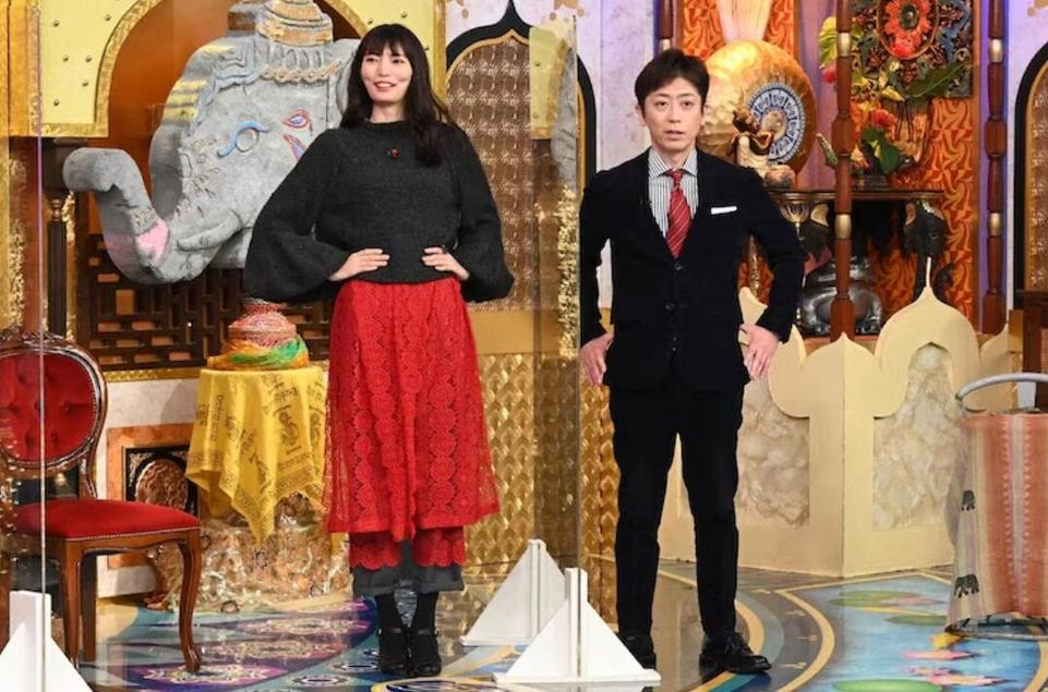 今夜比一比20191009：三位大咖相聚一堂，打造全新演艺模式